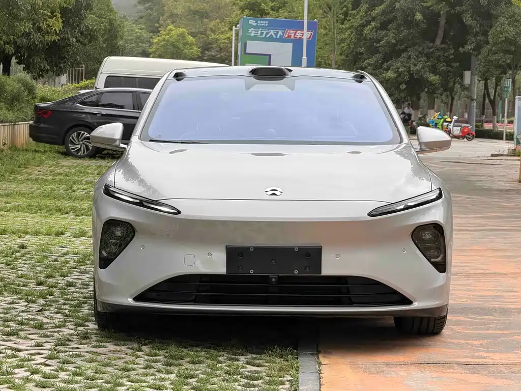 NIO ET7 2022