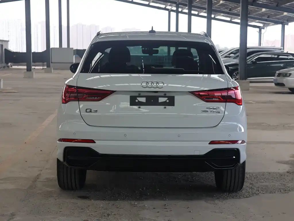 Audi Q3 2022