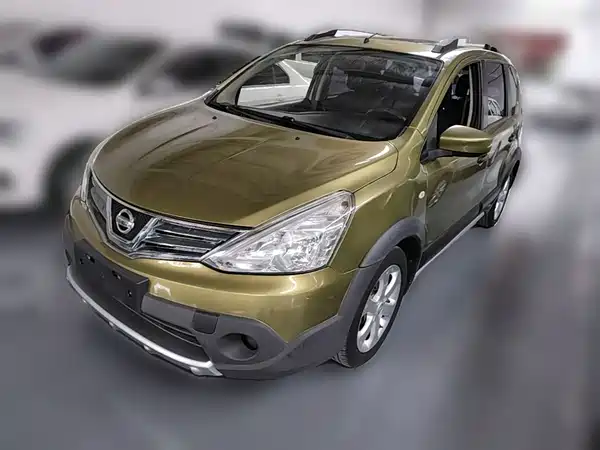 Nissan Livina 2014
