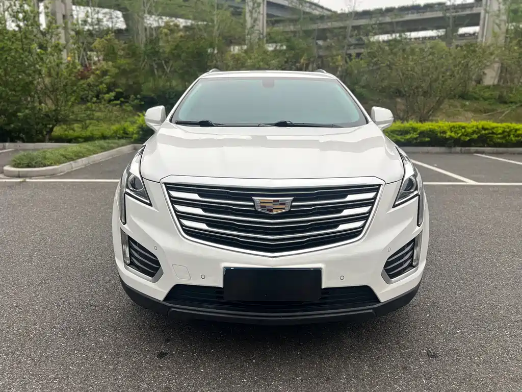 Cadillac XT5 2018 — фото 2
