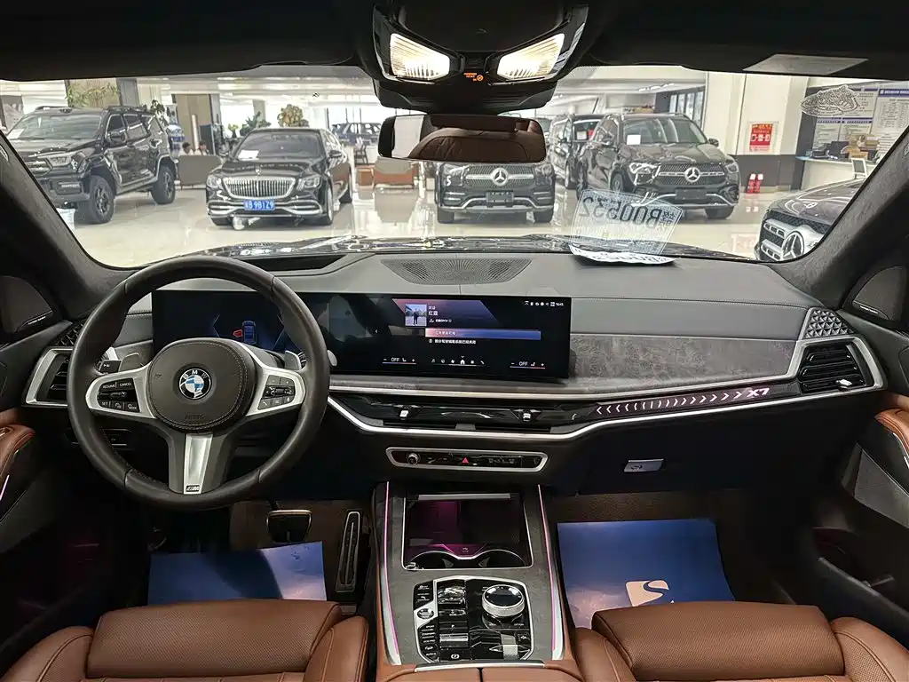 BMW X7 2024 — фото 13