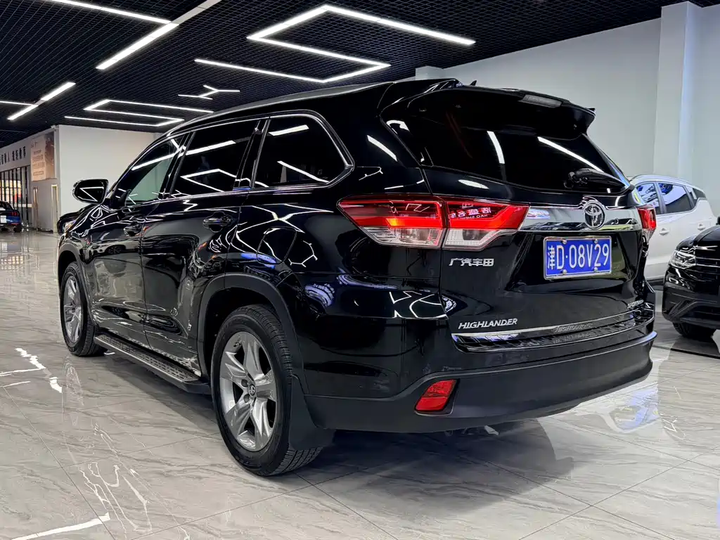 Toyota Highlander 2019 — фото 3