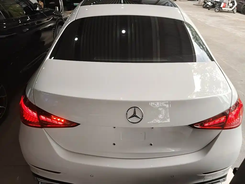 Mercedes-Benz C-Class 2023