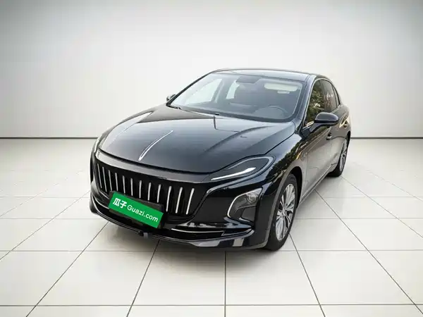 Hongqi E-QM5 2022