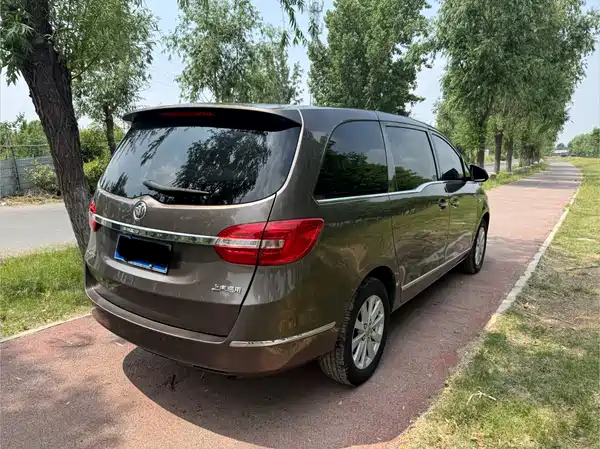 Buick GL8 2017