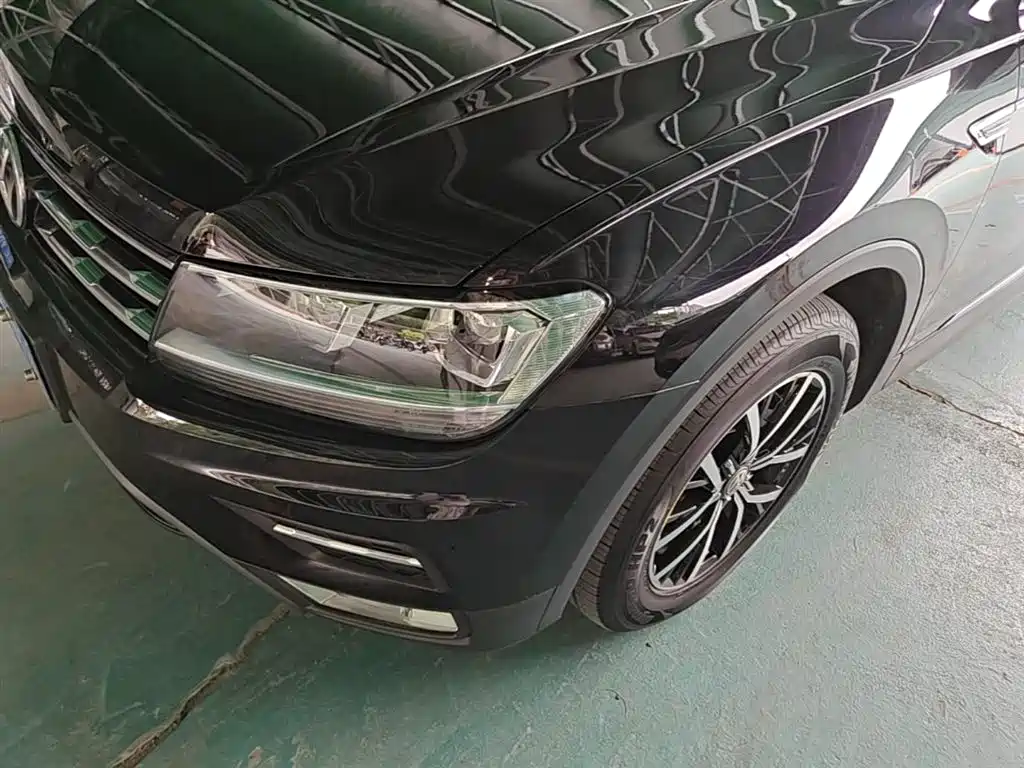Volkswagen Tiguan L 2019 — фото 24