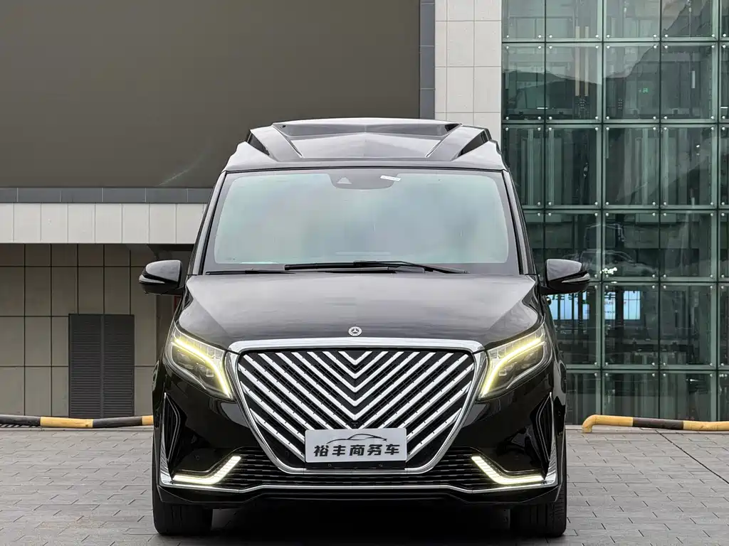 Mercedes-Benz V-Class 2023