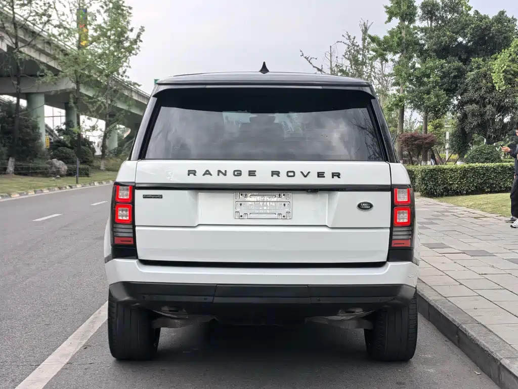 Land Rover Range Rover 2019 — фото 19
