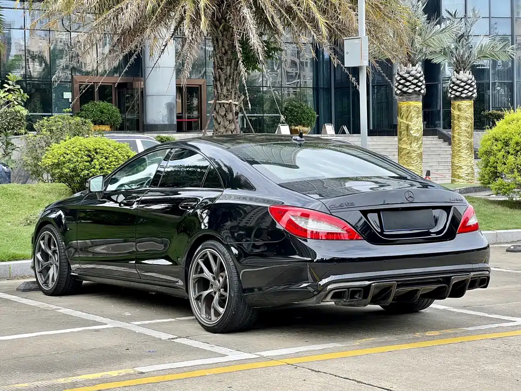 Mercedes-Benz CLS AMG 2011 — фото 20