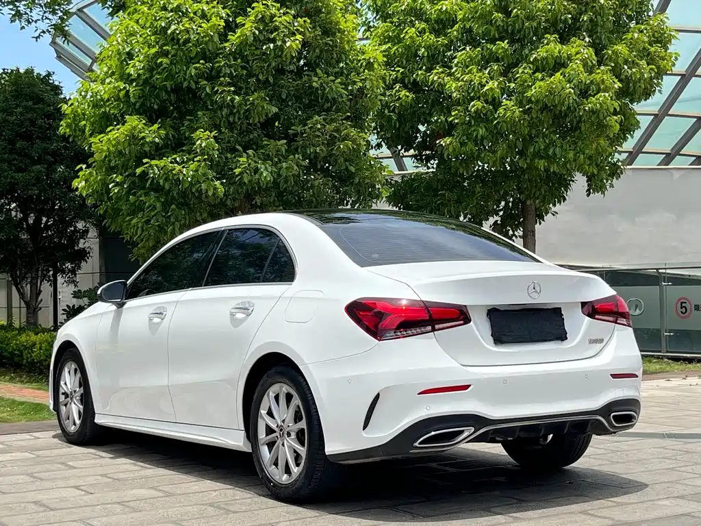 Mercedes-Benz A-Class 2021 — фото 9