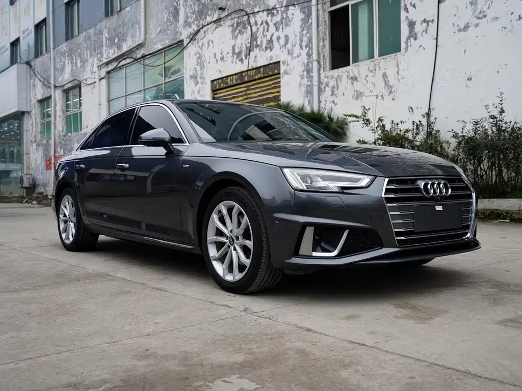 Audi A4L 2019 — фото 3