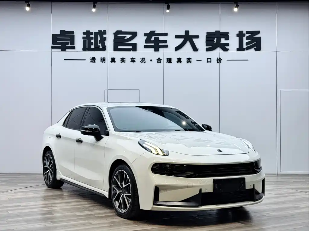 Lynk & Co 03 2022