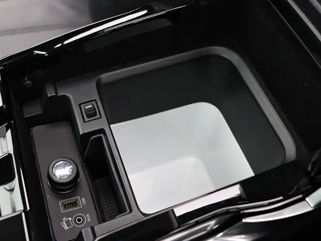 Land Rover Sport 2014 — фото 9