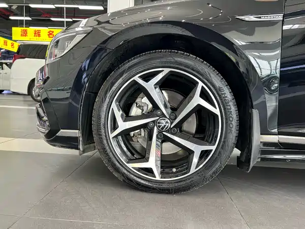 Volkswagen Magotan 2023