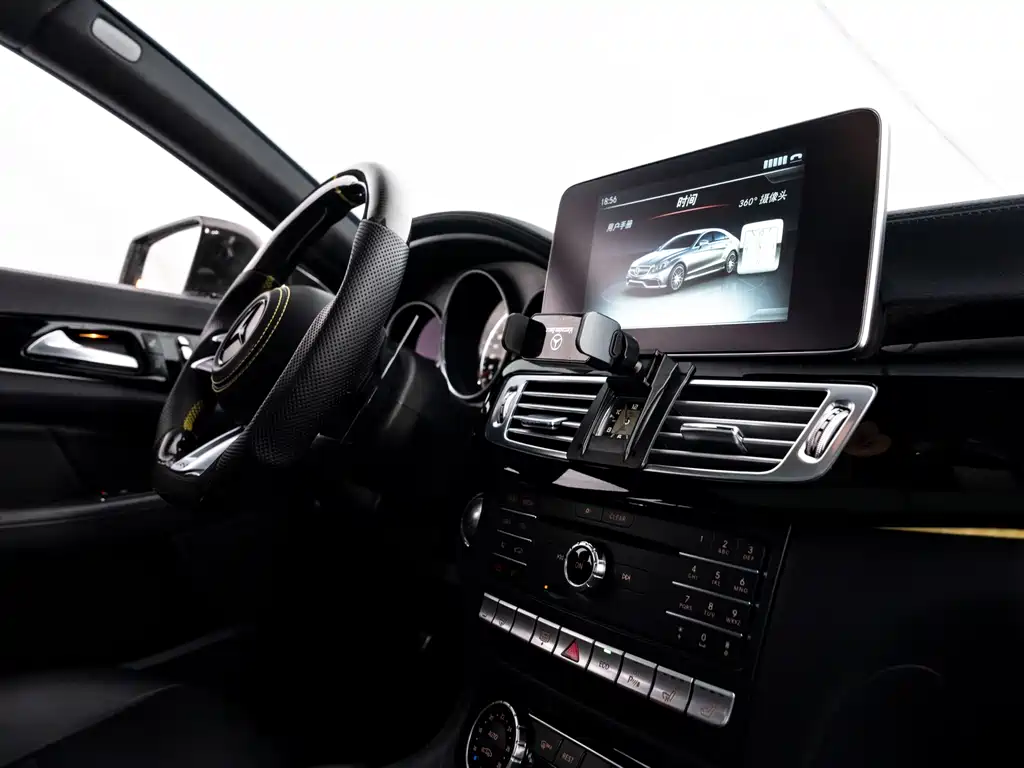 Mercedes-Benz CLS AMG 2015 — фото 28