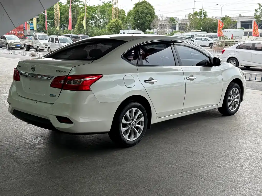 Nissan Sylphy 2018 — фото 5