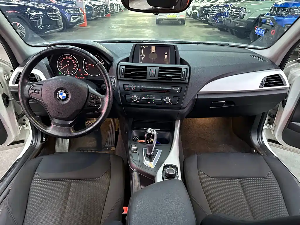 BMW 1 Series 2014 — фото 12