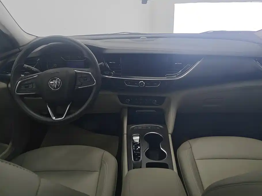 Buick Regal 2022 — фото 12