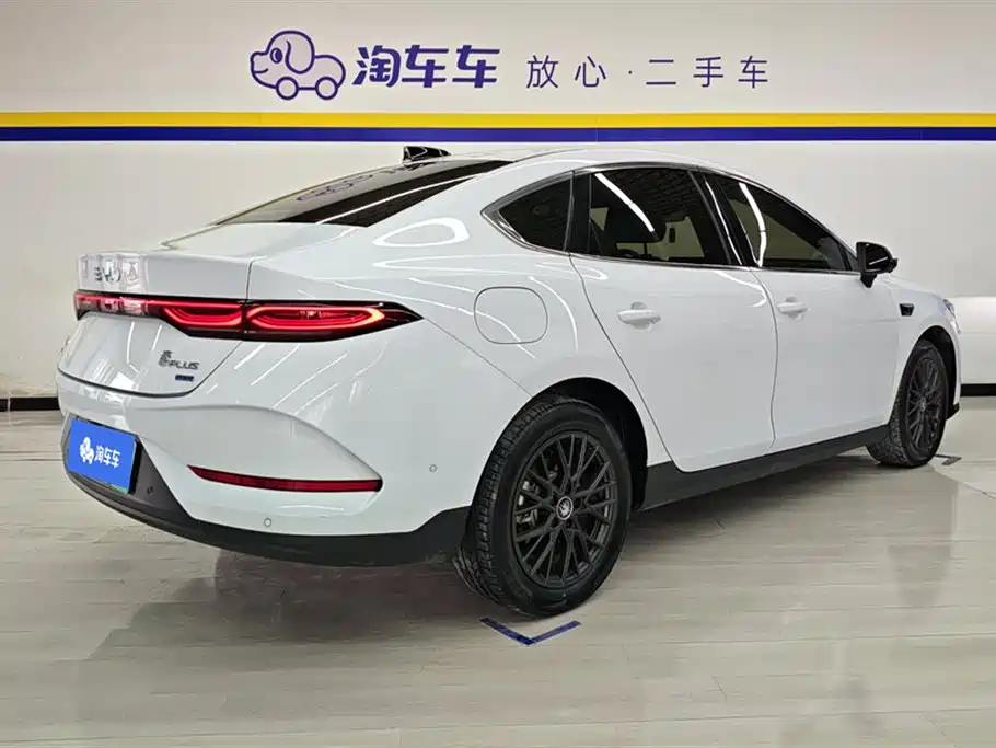 BYD Qin PLUS 2025 — фото 3