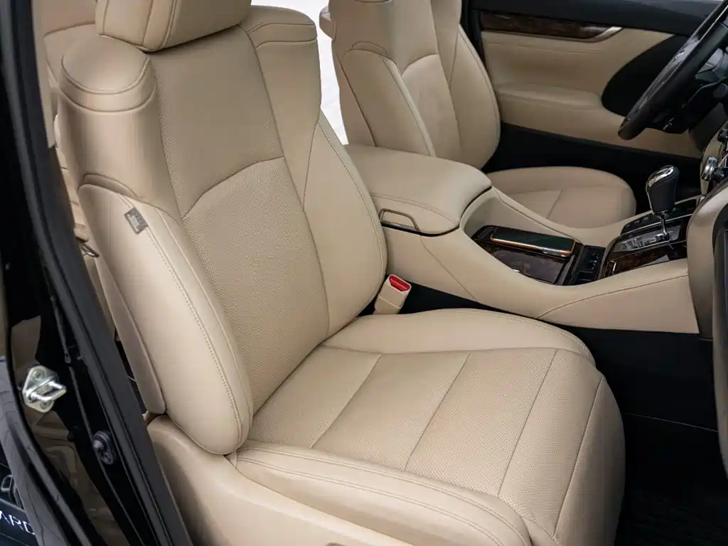 Toyota Alphard 2023 — фото 19