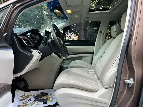 Buick GL8 2021