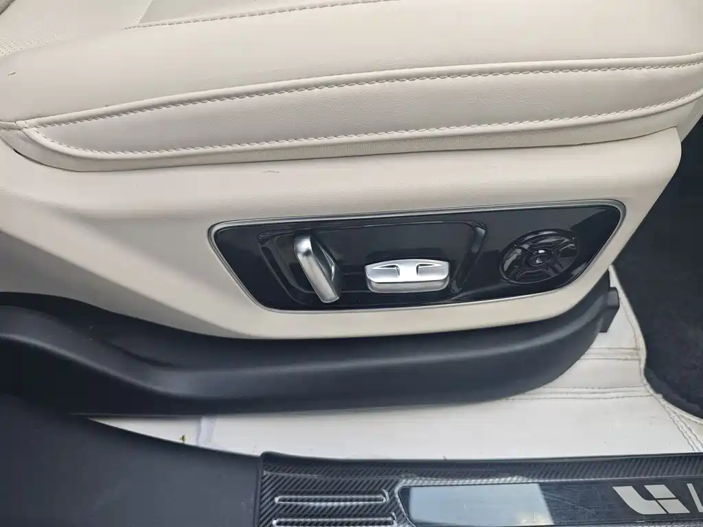 Li Auto Li L7 2024