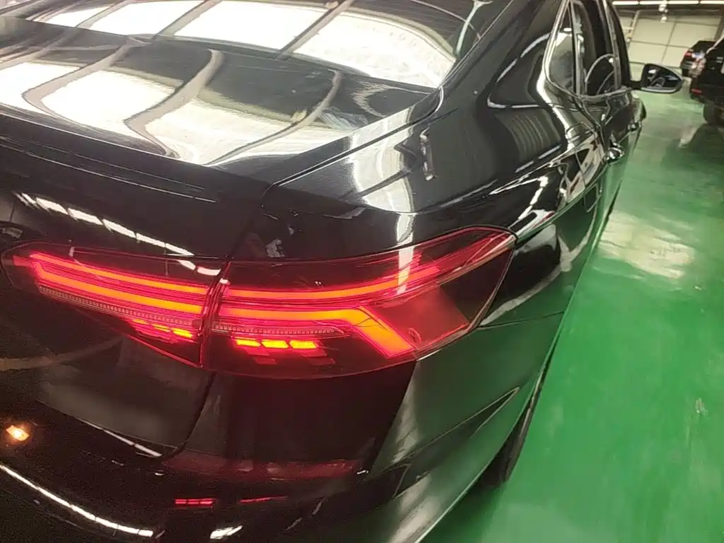 Volkswagen Passat 2019 — фото 8