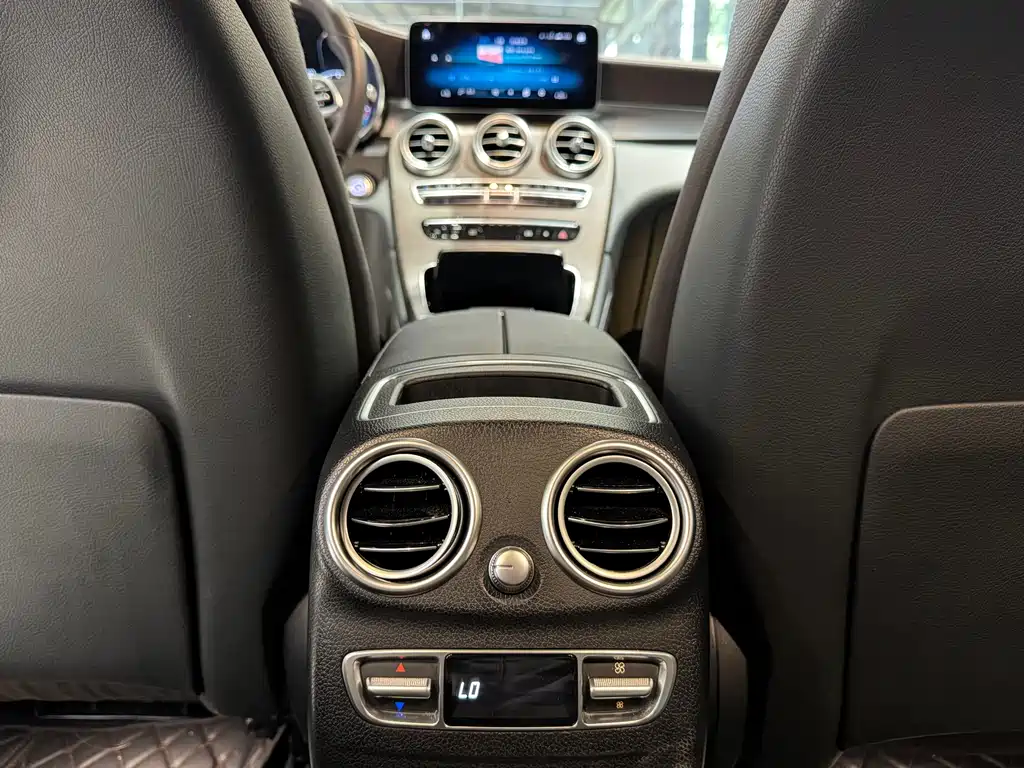 Mercedes-Benz GLC 2020 — фото 16