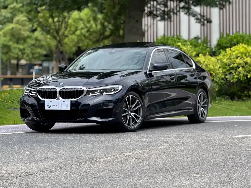 BMW 3 Series 2022