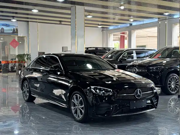 Mercedes-Benz E-Class 2023