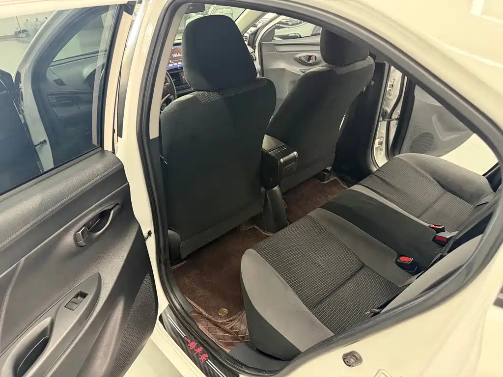 Toyota Vios 2023 — фото 17