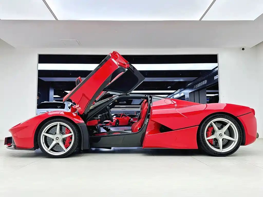 Ferrari LaFerrari 2015 — фото 7