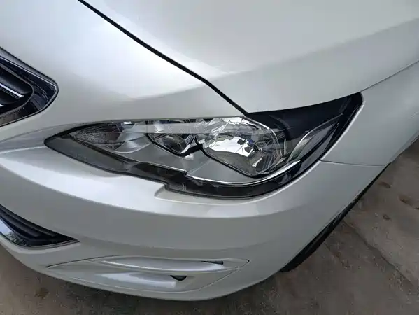 Peugeot 408 2016