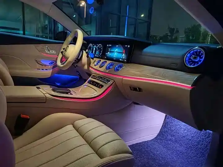 Mercedes-Benz E-Class 2023 — фото 21