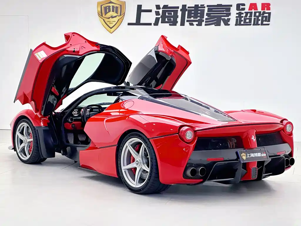 Ferrari LaFerrari 2015 — фото 14