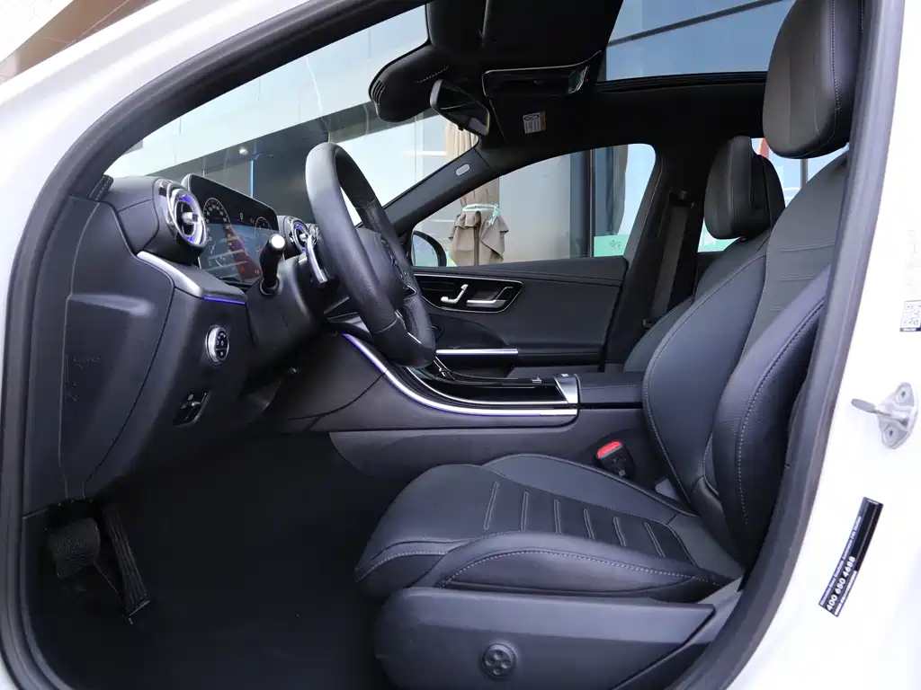 Mercedes-Benz C-Class 2023 — фото 14