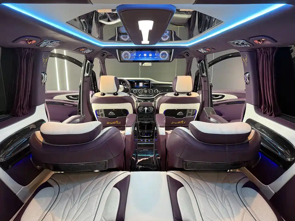 Mercedes-Benz Vito 2022 — фото 19