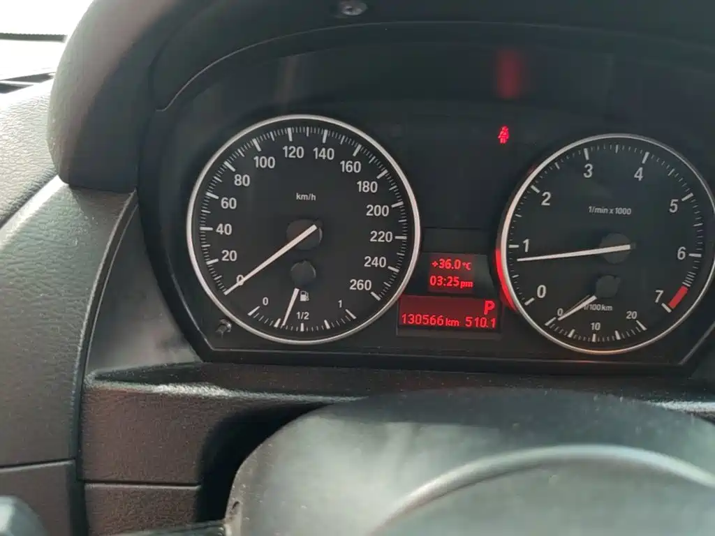 BMW X1 2014 — фото 12