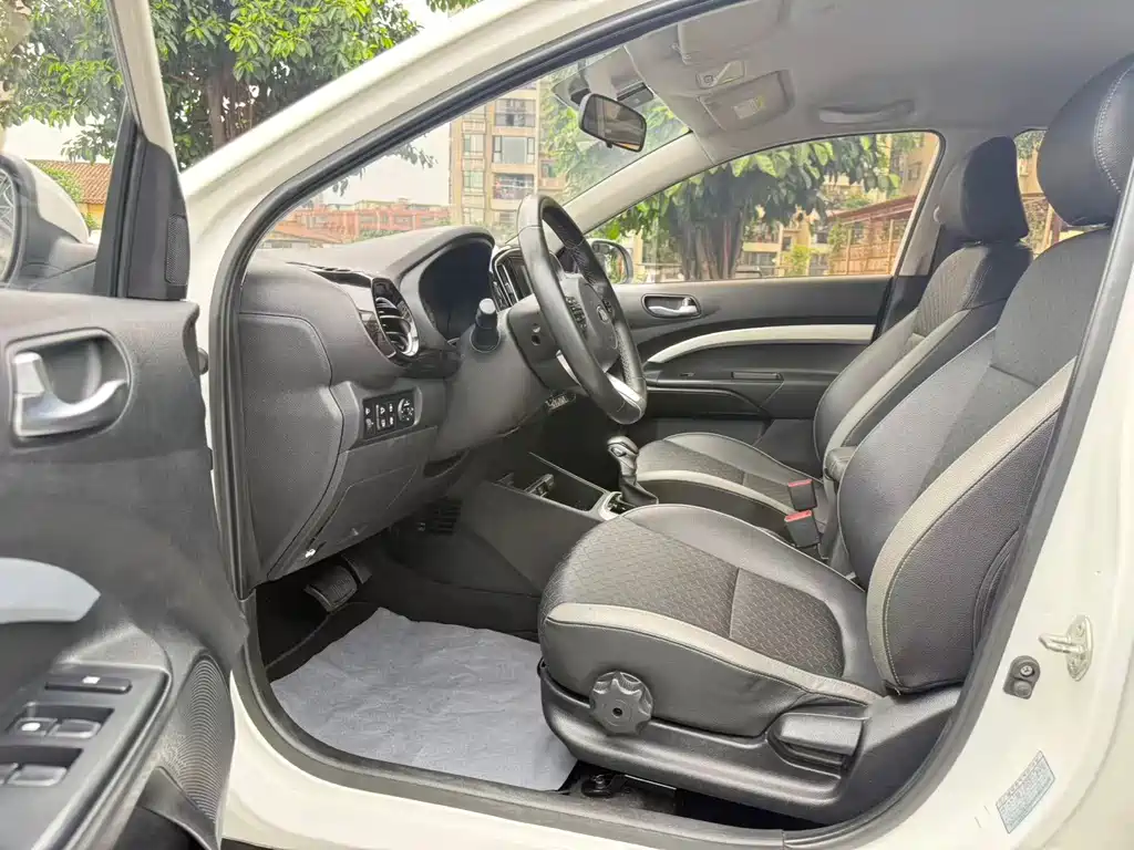 Kia KX1 2019 — фото 4