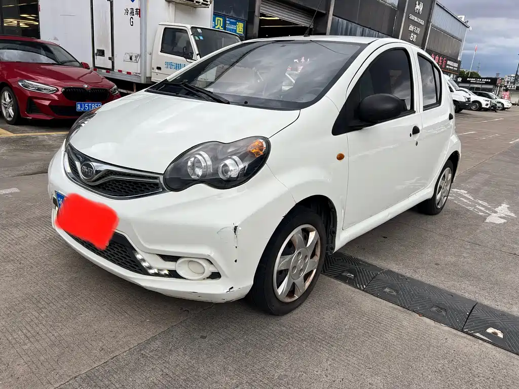 BYD F0 2016