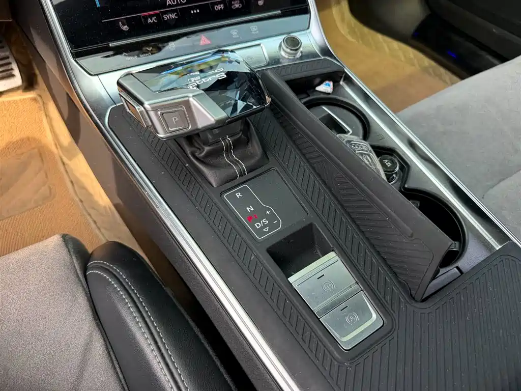 Audi A6L 2023 — фото 9