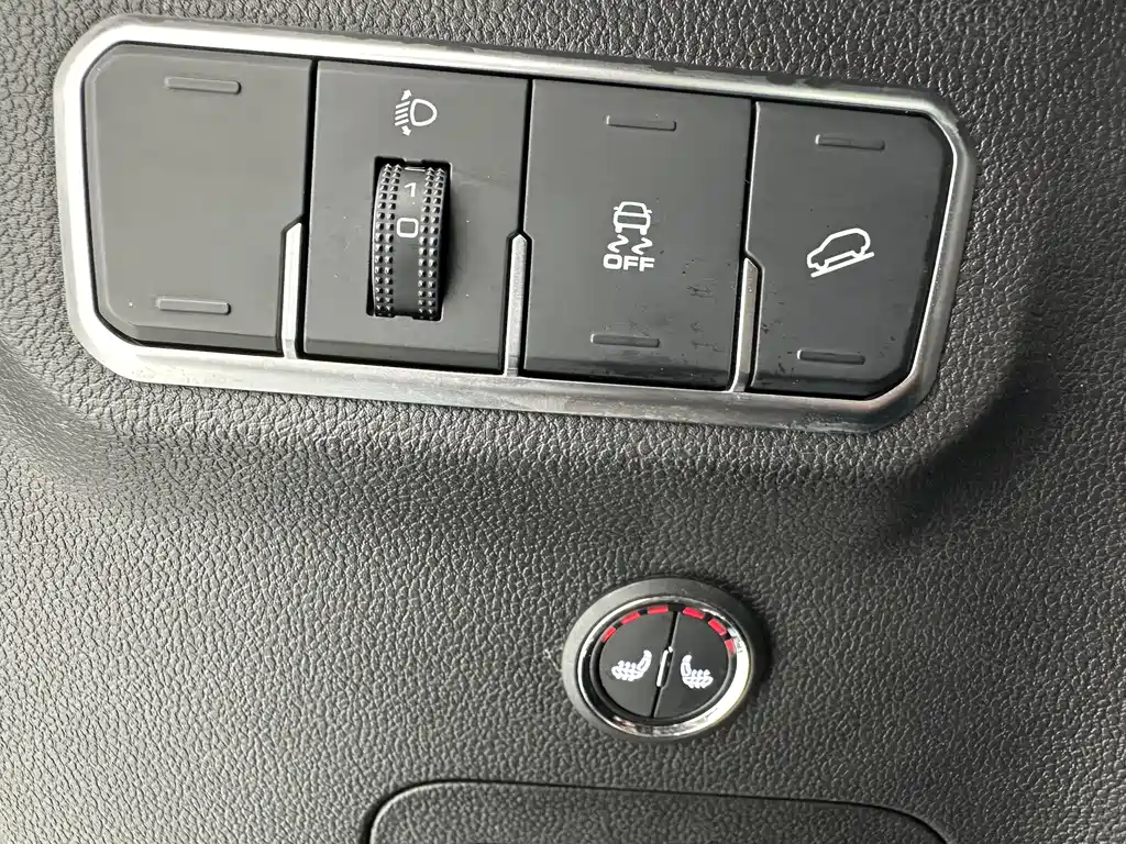Haval M6 2023 — фото 13