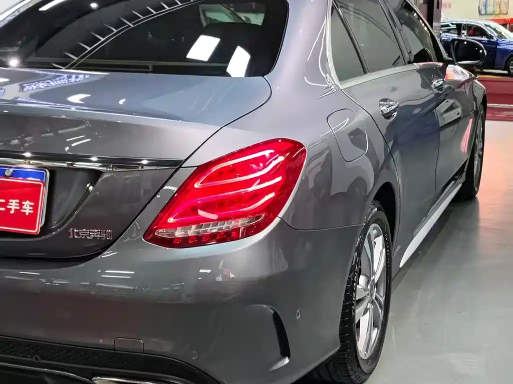 Mercedes-Benz C-Class 2018