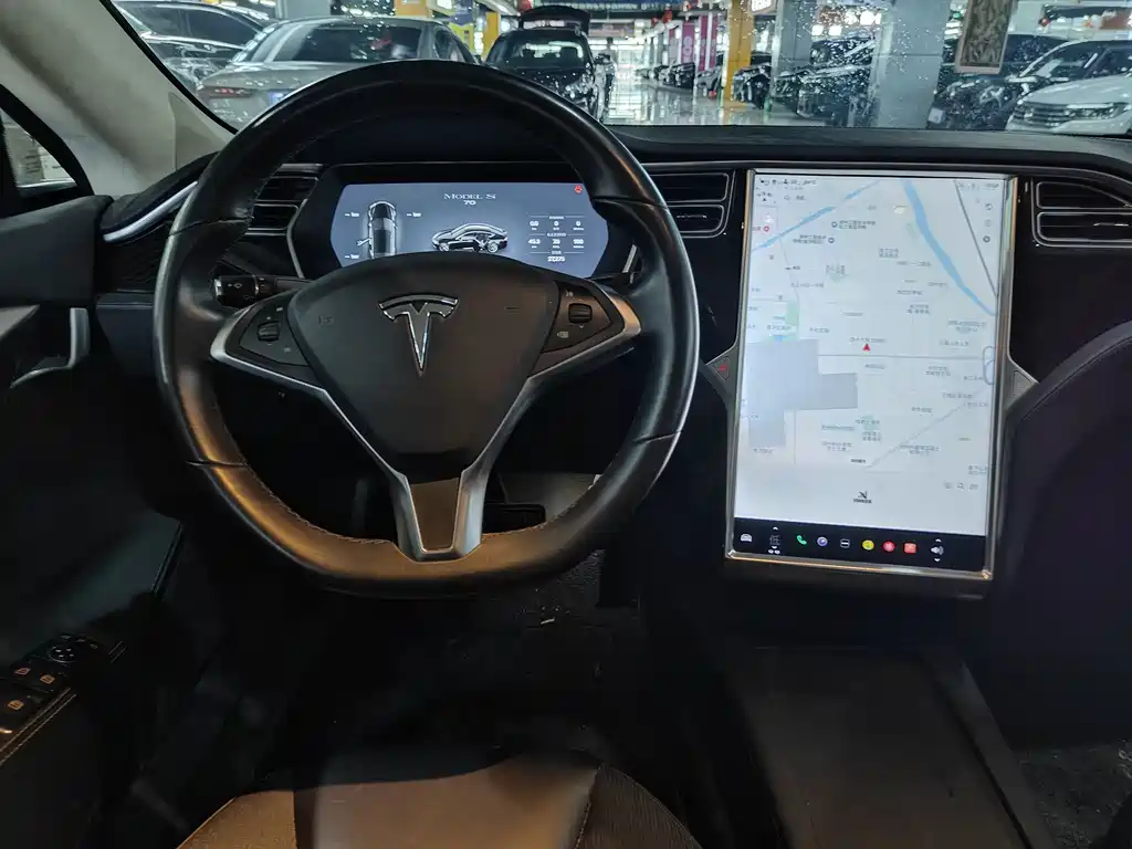 Tesla Model S 2016 — фото 7