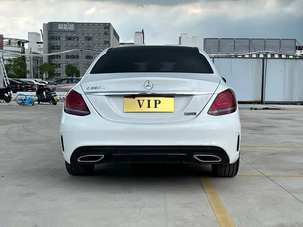 Mercedes-Benz C-Class 2021