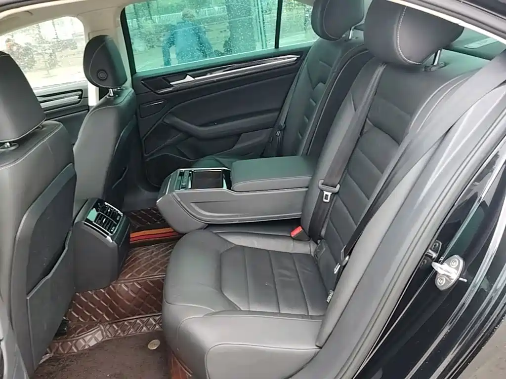 Volkswagen Phideon 2019 — фото 13