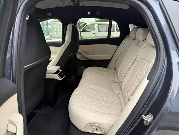 NIO EC6 2025