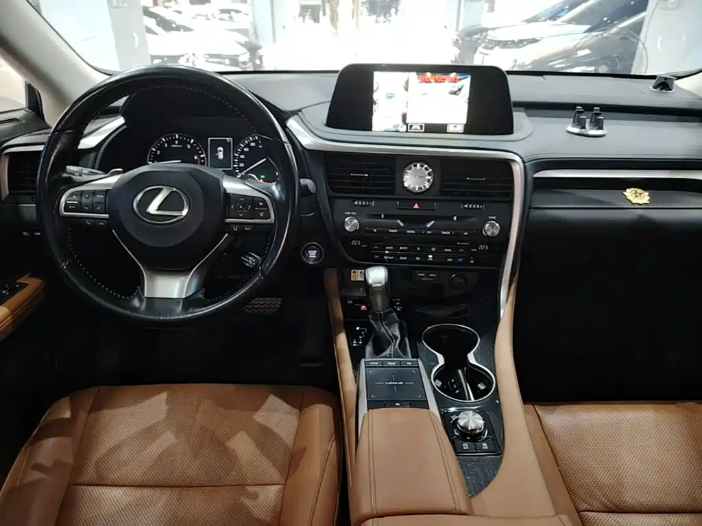 Lexus RX 2020 — фото 10