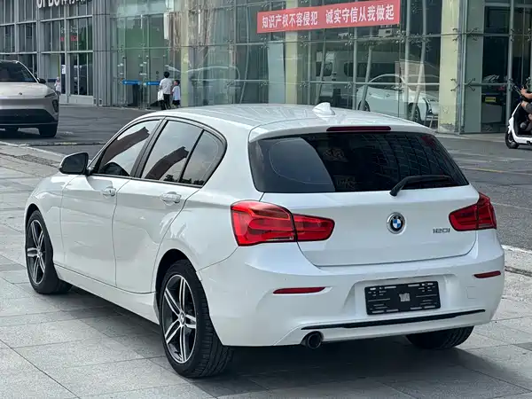 BMW 1 Series 2019
