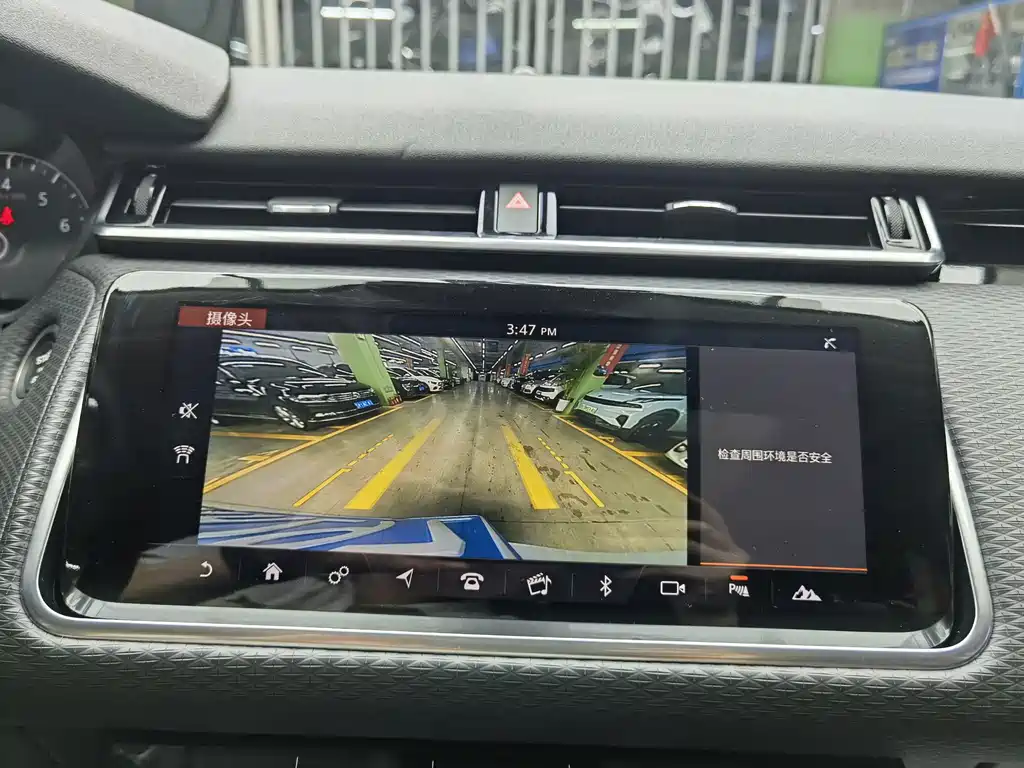 Land Rover Range Rover Velar 2018 — фото 11